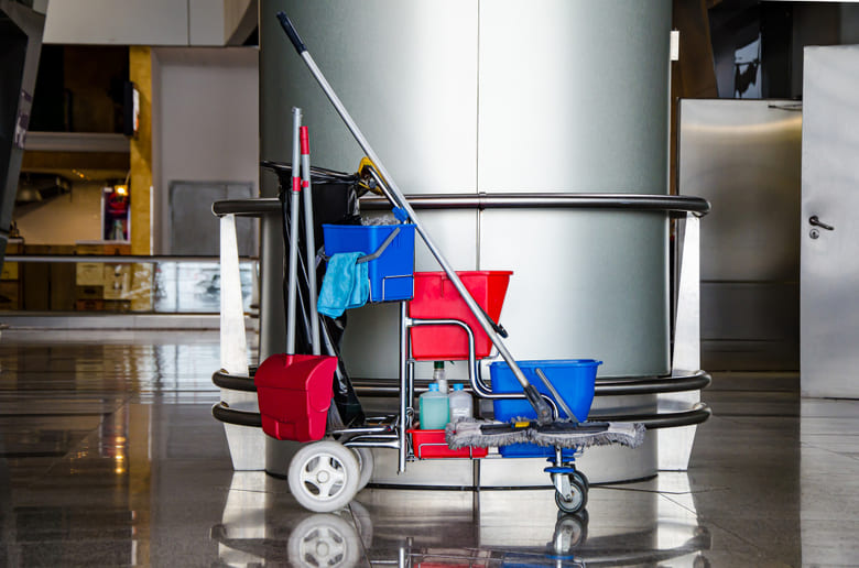 carrello per pulizia tradizionale